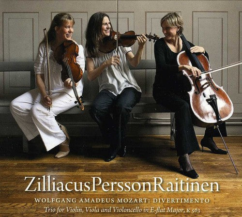the album cover for Cecilia Zilliacus - Divertimento