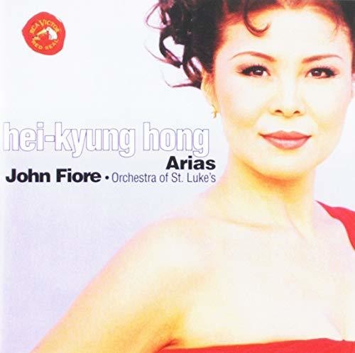 the album cover for Mozart / Hong Hei-Kyung / Fiore - Arias