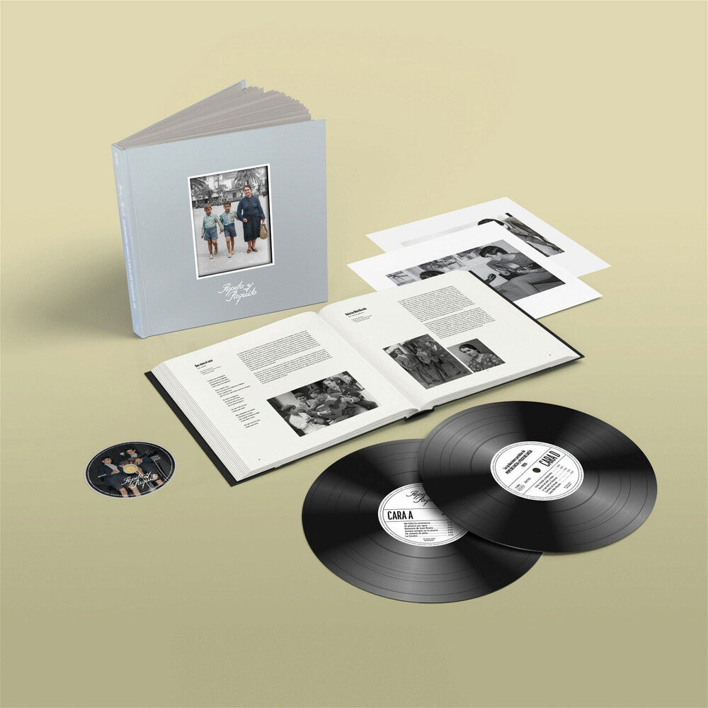 the album cover for De Pepe Lucia / De Lucia,Paco - Pepito Y Paquito