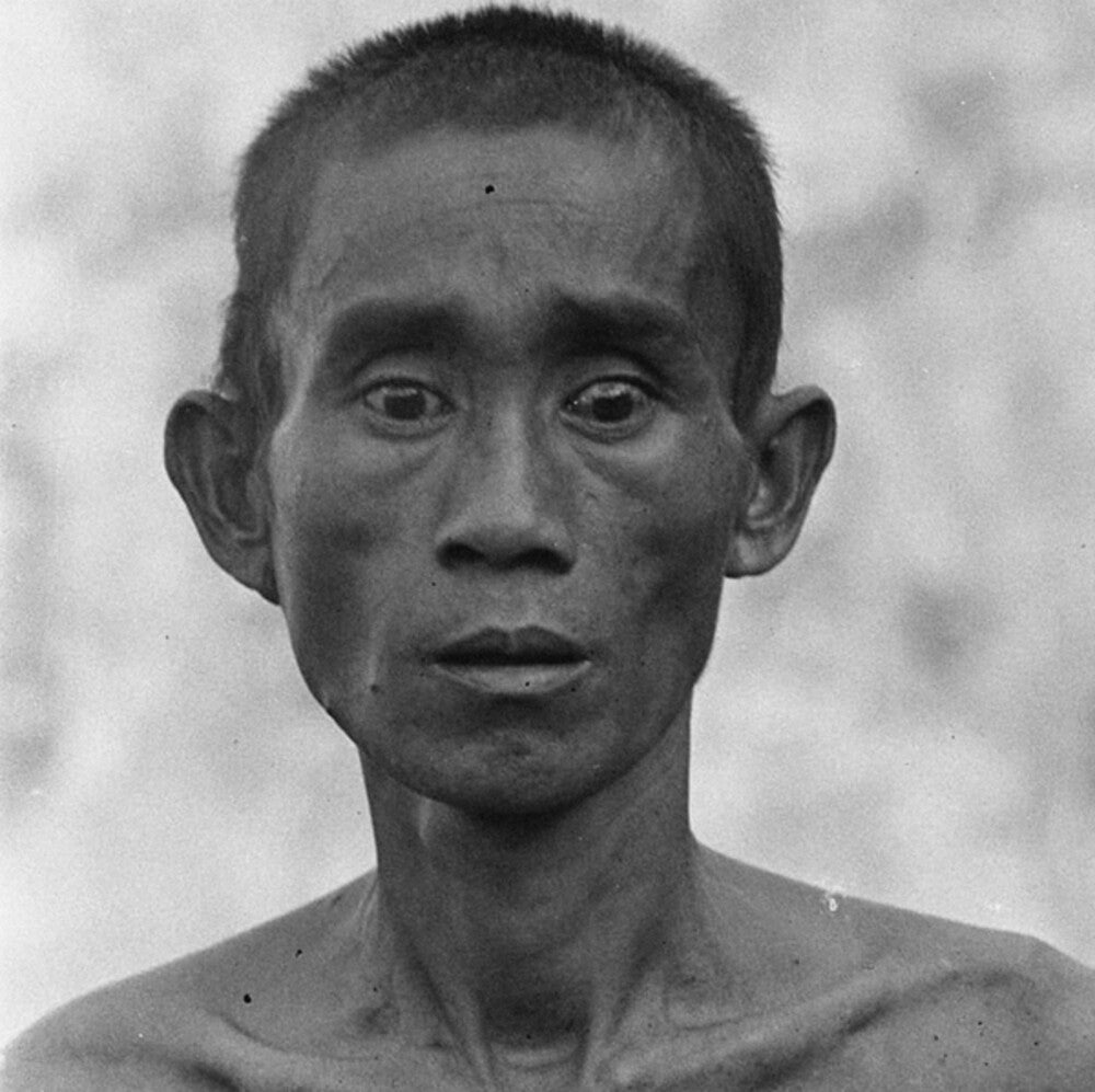 the album cover for Hulubalang - Bunyi Bunyi Tumbal