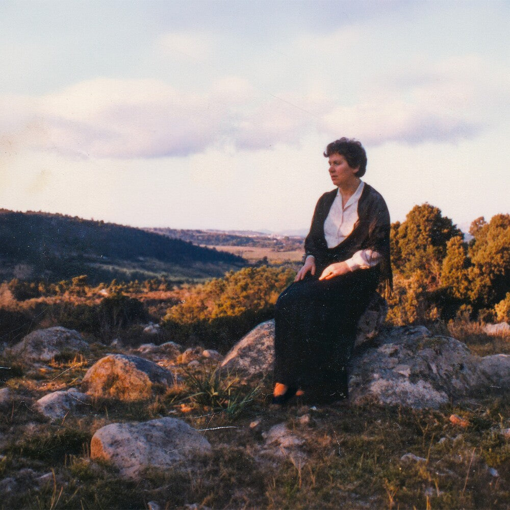 the album cover for Maria Pirrigheddu Teresa - Rundinas