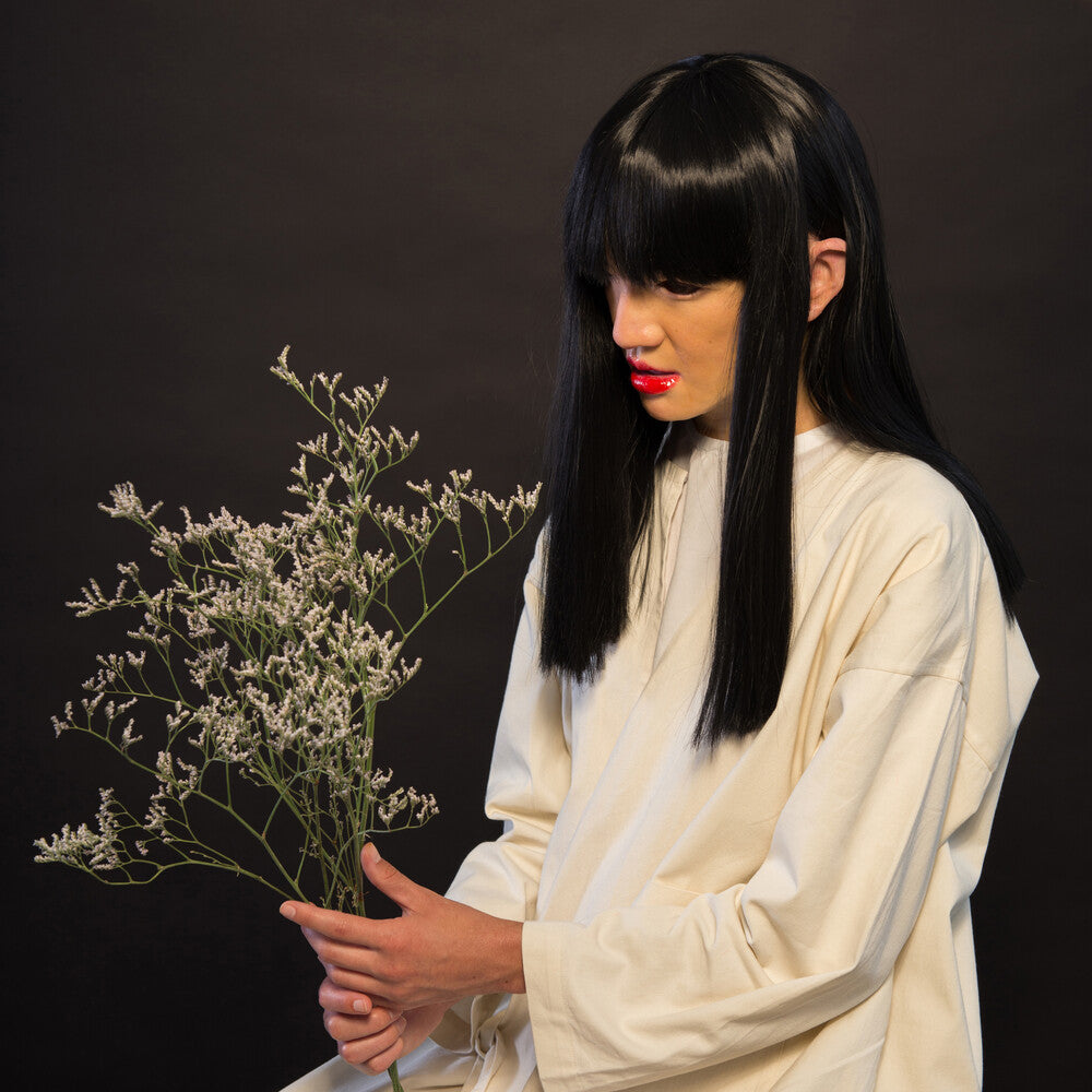 the album cover for Sui Zhen - Losing Linda
