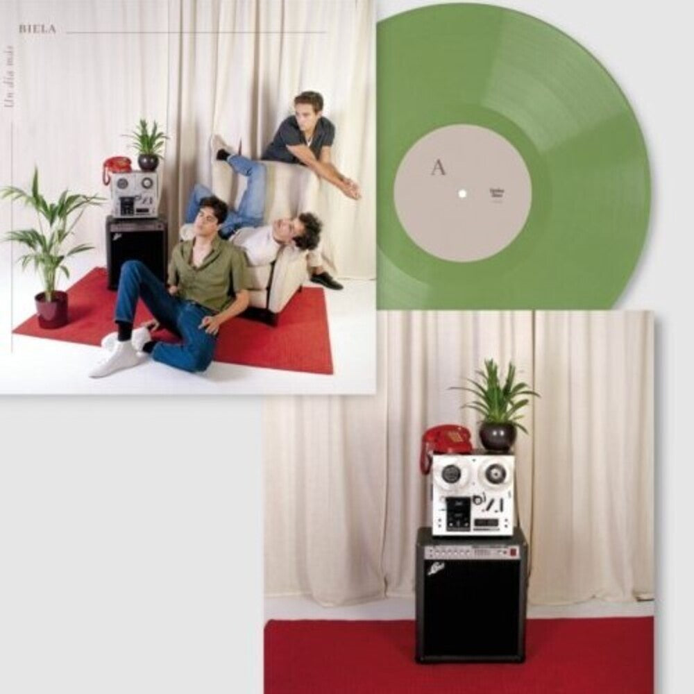the album cover for Biela - Un Dia Mas [Colored Vinyl] (Grn) (Spla) (Spa)