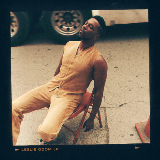 the album cover for Leslie Odom Jr. - When A Crooner Dies