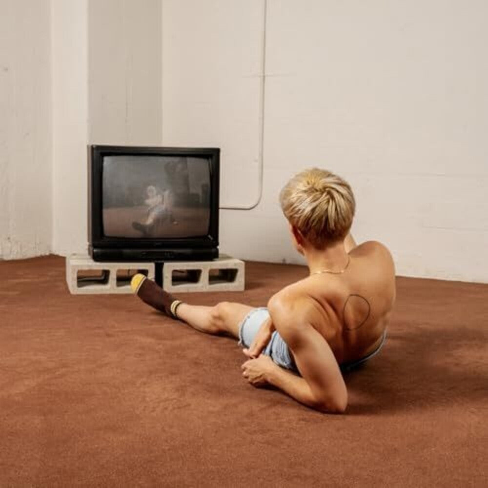 the album cover for Mae Martin - I'm A Tv