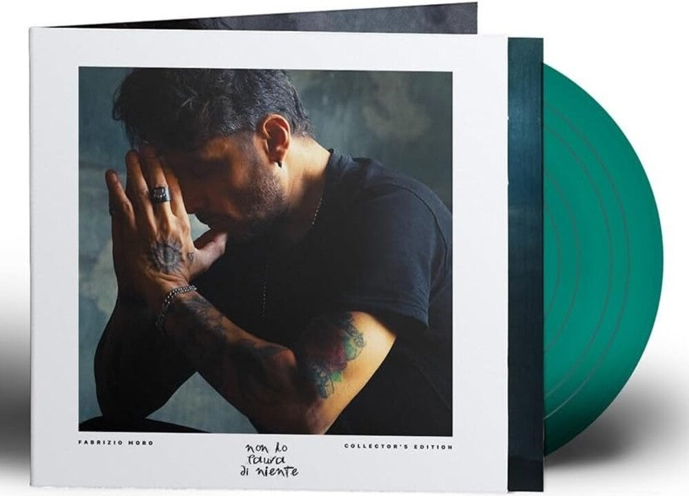 the album cover for Fabrizio Moro - Non Ho Paura Di Niente - Deluxe [Deluxe] (Ita)