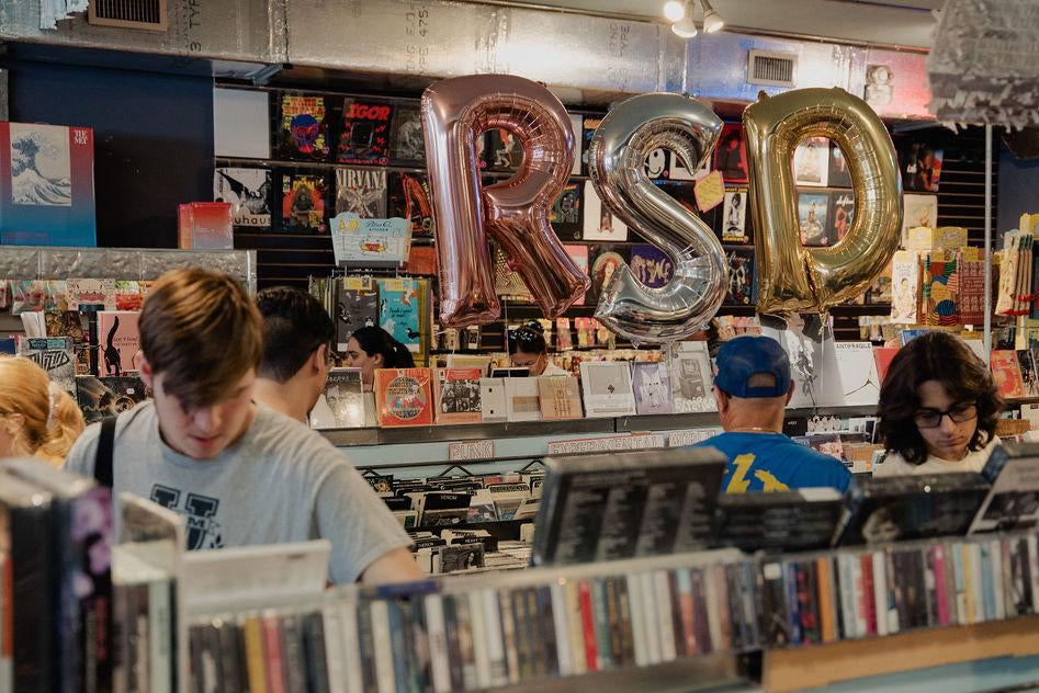 record store day 2024 balloons